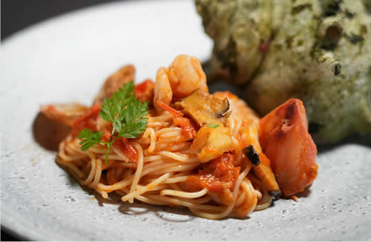 伊豆産さざえとヤリイカのペスカトーレ