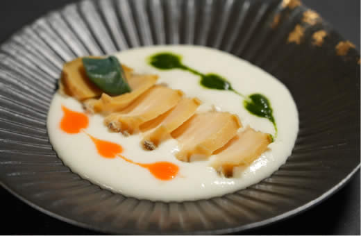 鮑の冷製和風ビシソワーズ仕立て