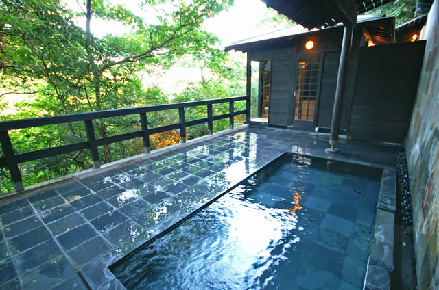 月姫の湯　露天風呂