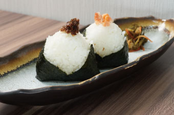 RS料理:鮭・梅・おかかのおにぎりセット